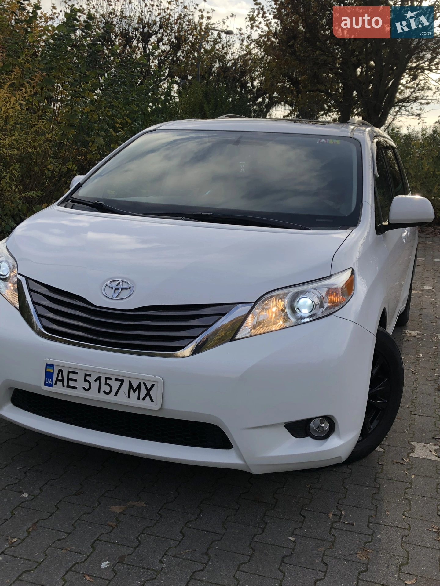 Toyota Sienna, 2012