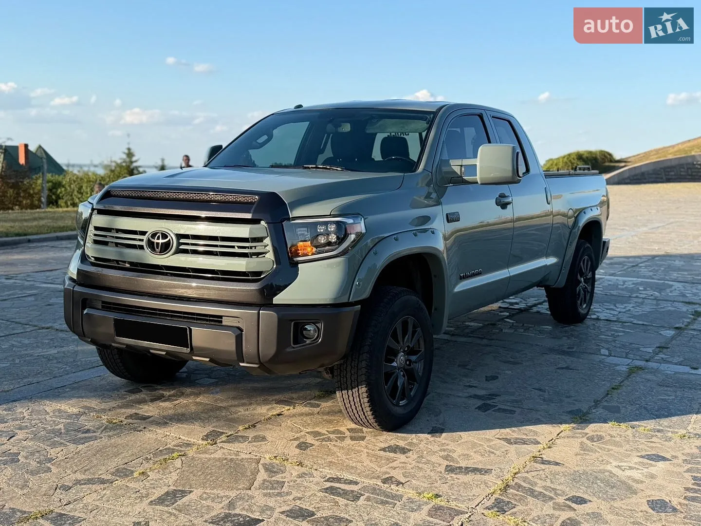 Toyota Tundra, 2016
