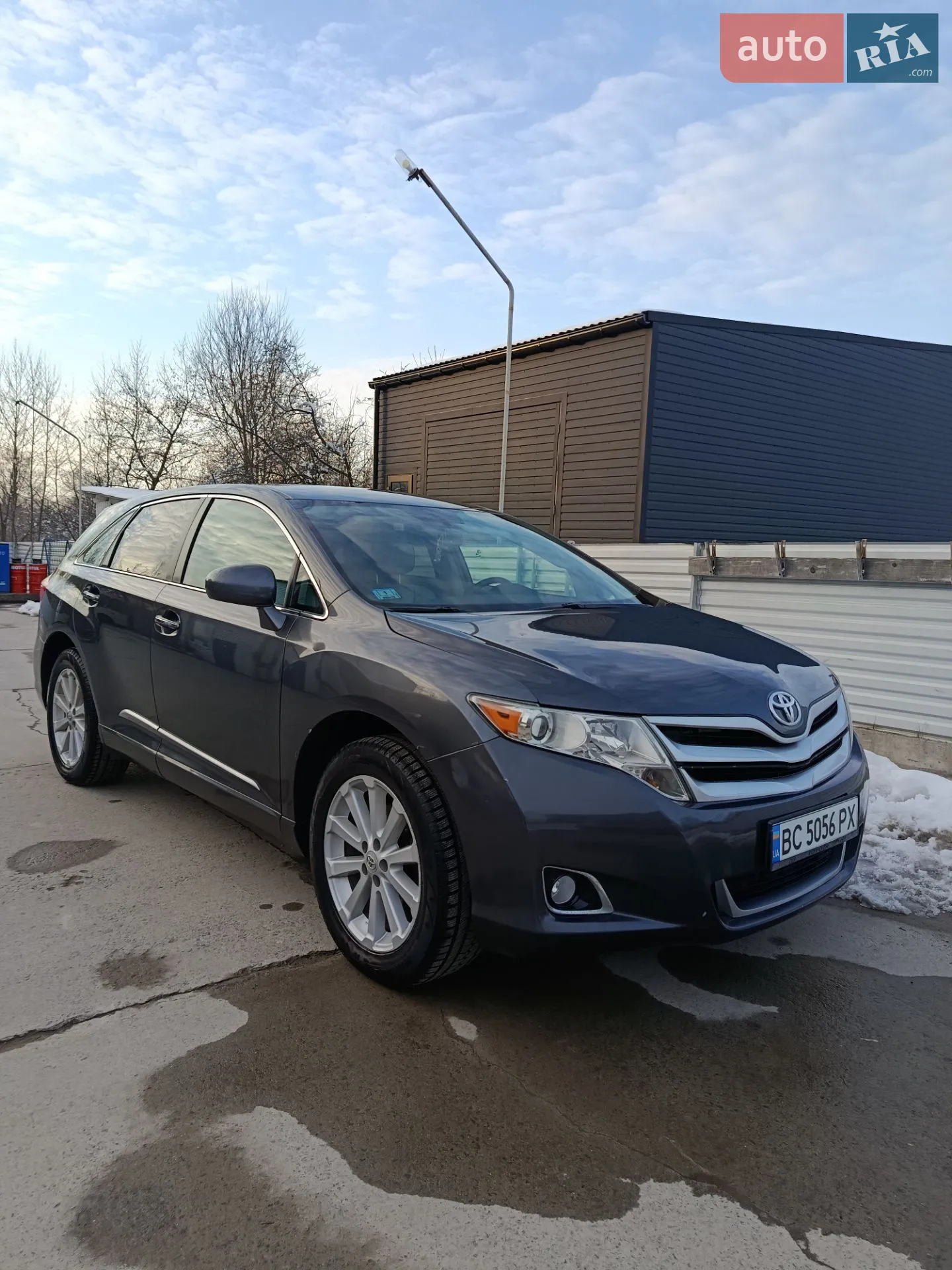 Toyota Venza, 2011