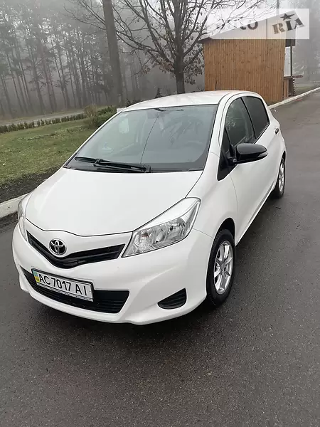Toyota Yaris, 2012