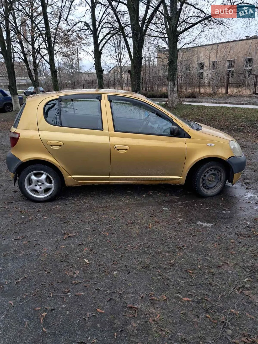 Toyota Yaris, 2000