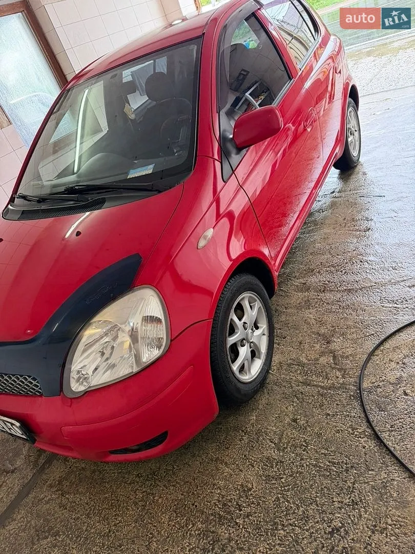 Toyota Yaris, 2003