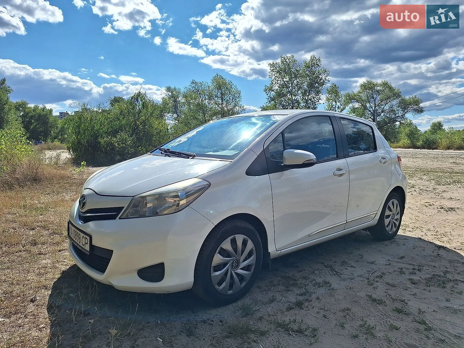 Toyota Yaris, 2012