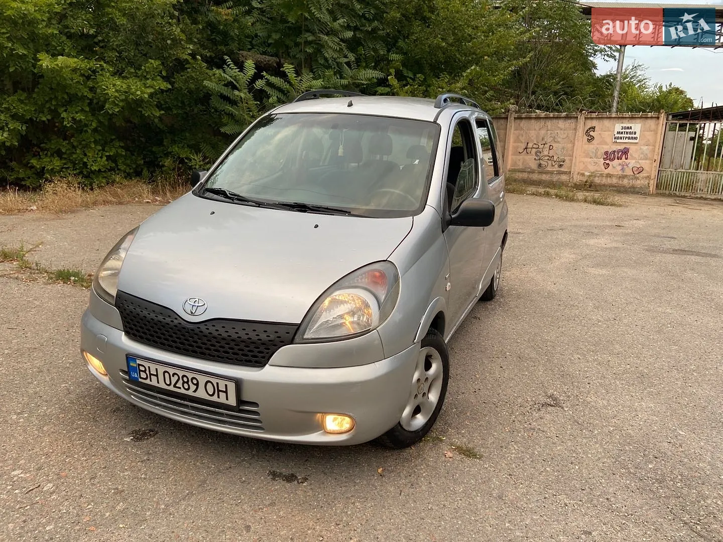 Toyota Yaris, 2000