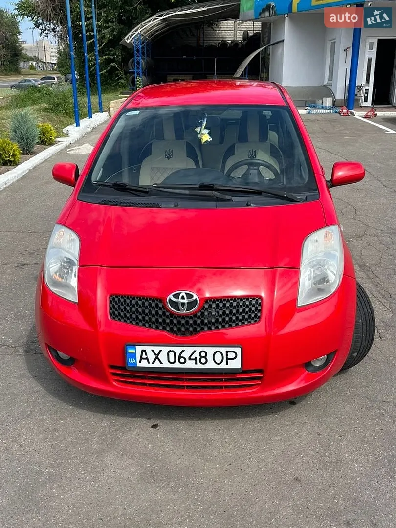 Toyota Yaris, 2005