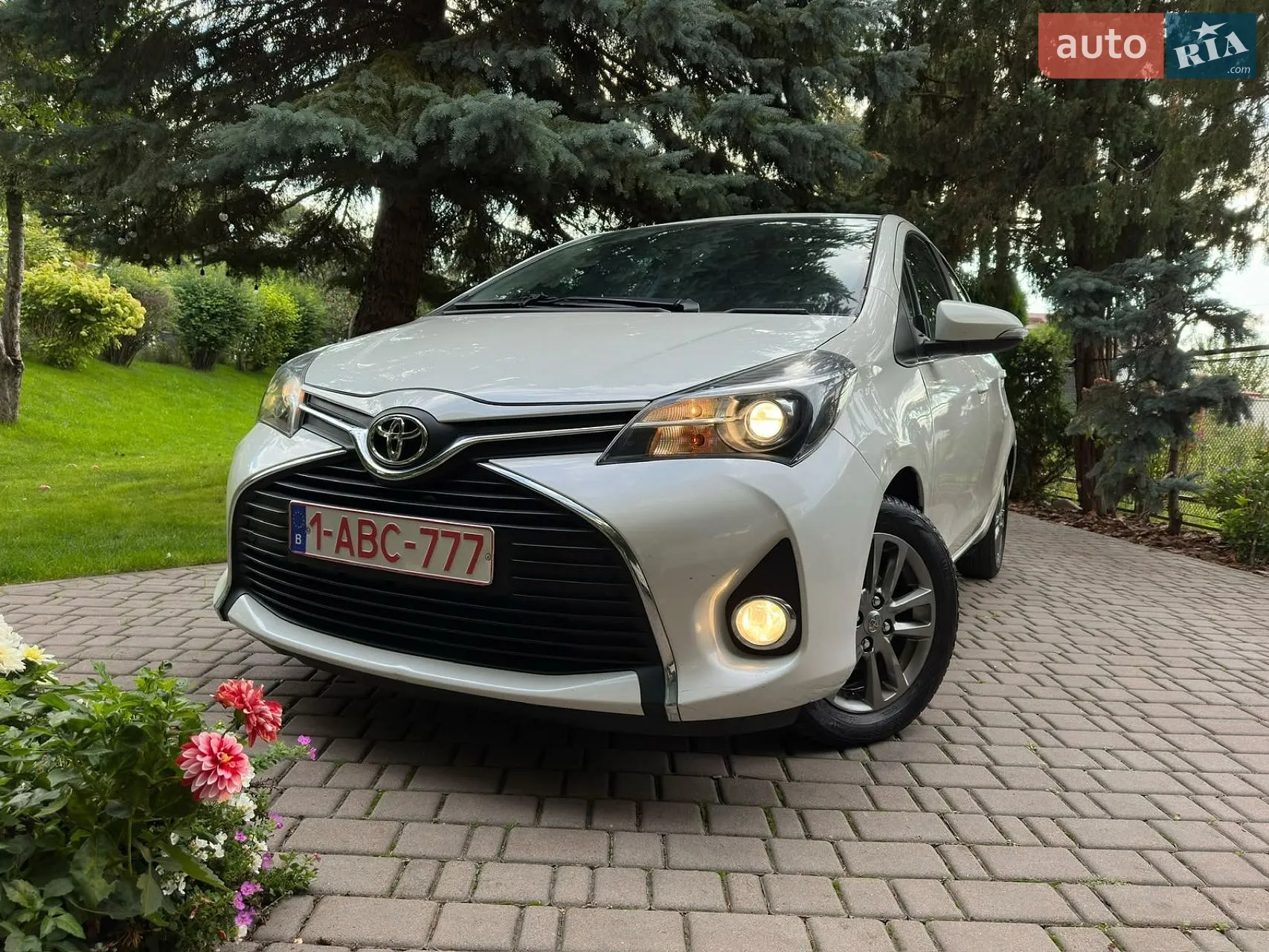 Toyota Yaris, 2015