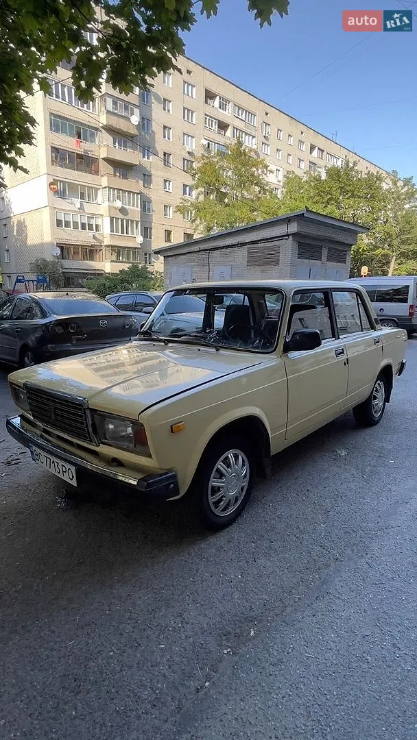 ВАЗ / Lada 2107, 1988