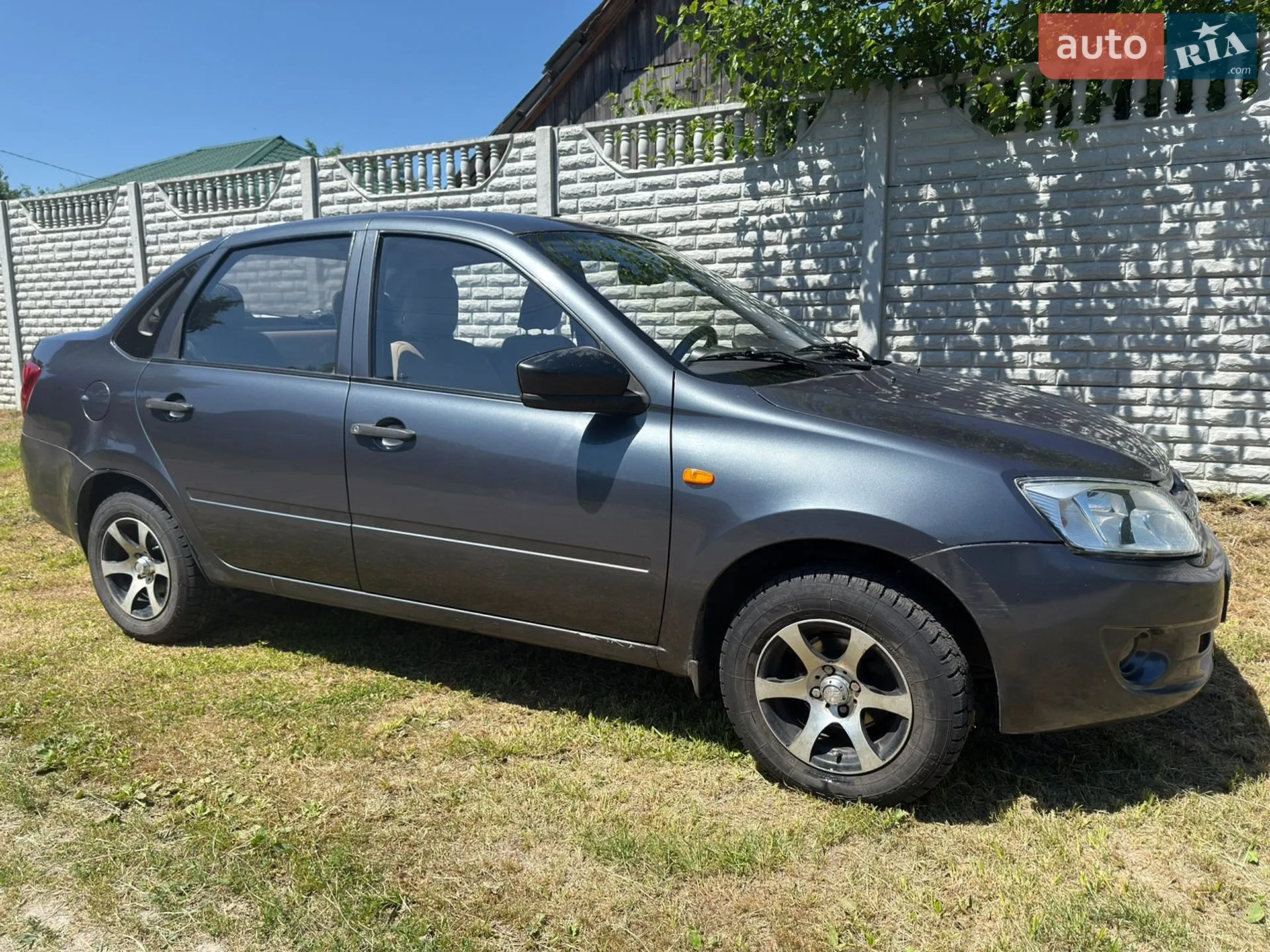 ВАЗ / Lada 2190 Granta, 2015