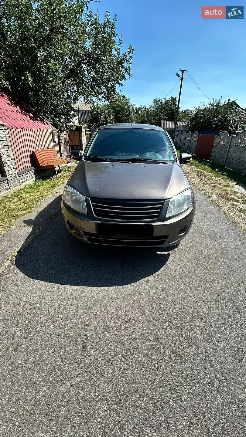 ВАЗ / Lada 2190 Granta, 2014