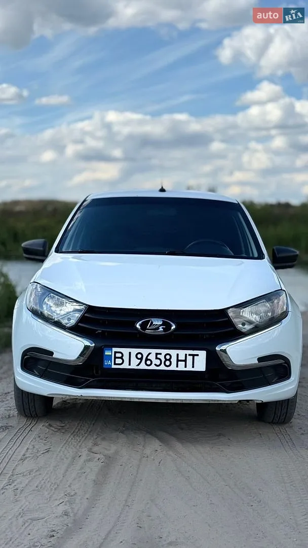 ВАЗ / Lada 2190 Granta, 2018