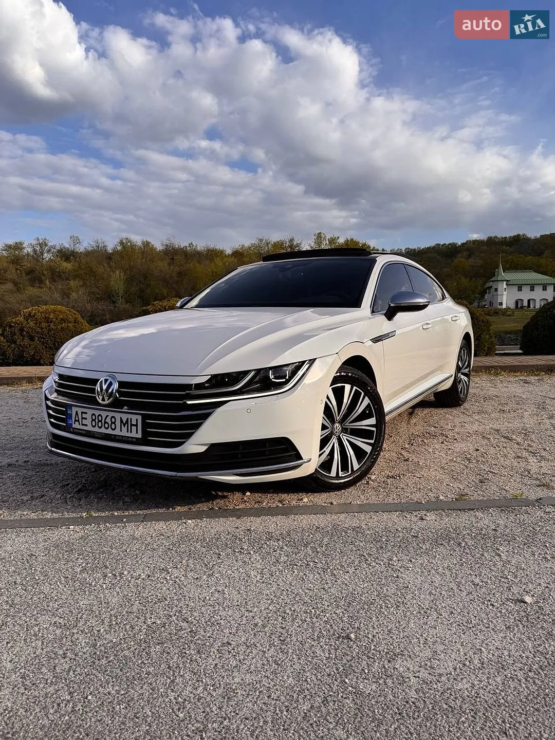 Volkswagen Arteon, 2019