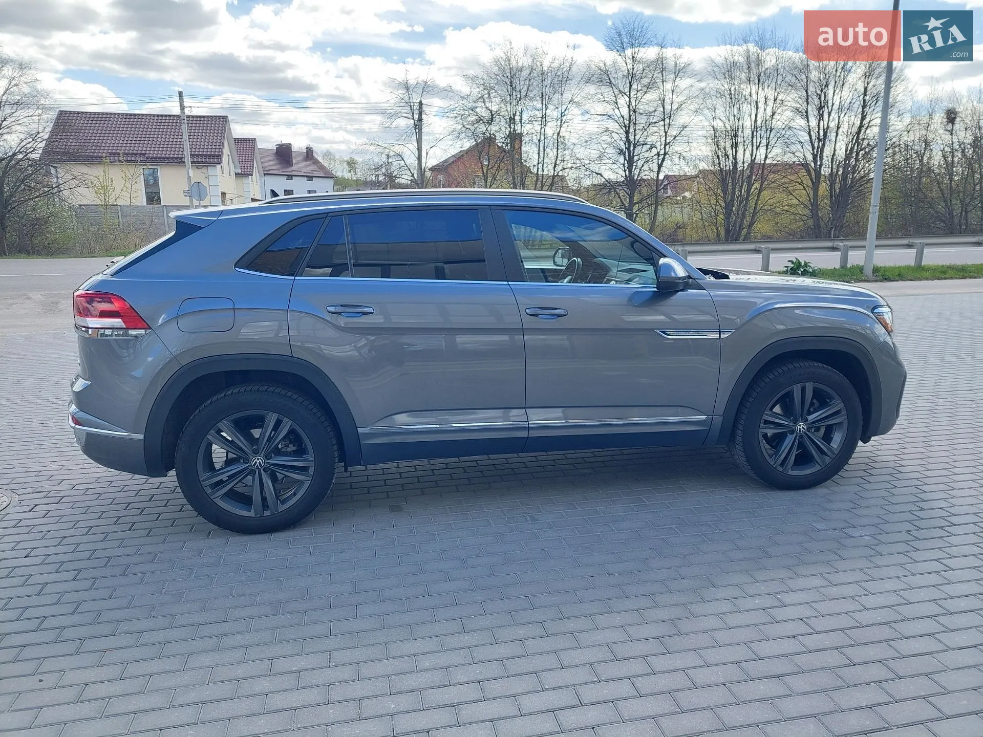 Volkswagen Atlas Cross Sport, 2020