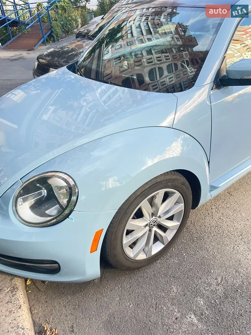 Volkswagen Beetle, 2012