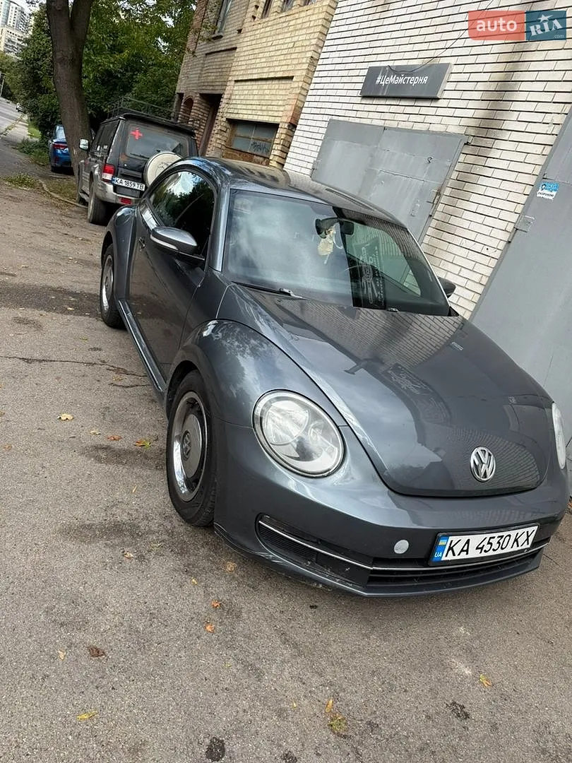 Volkswagen Beetle, 2011