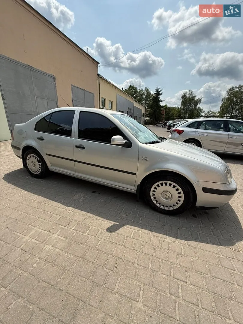 Volkswagen Bora, 2001