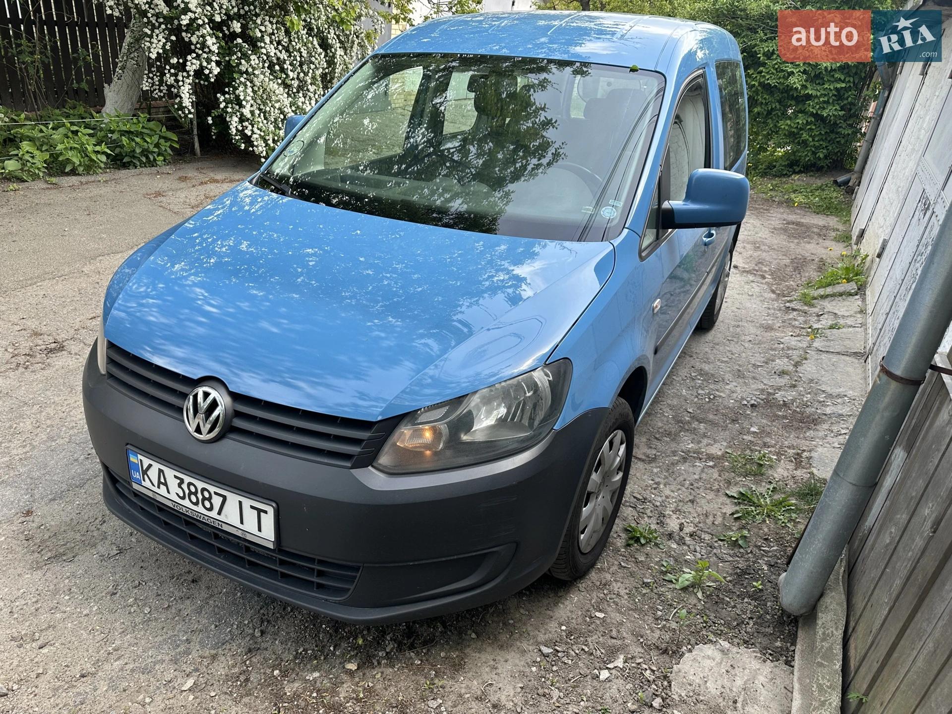 Volkswagen Caddy, 2011