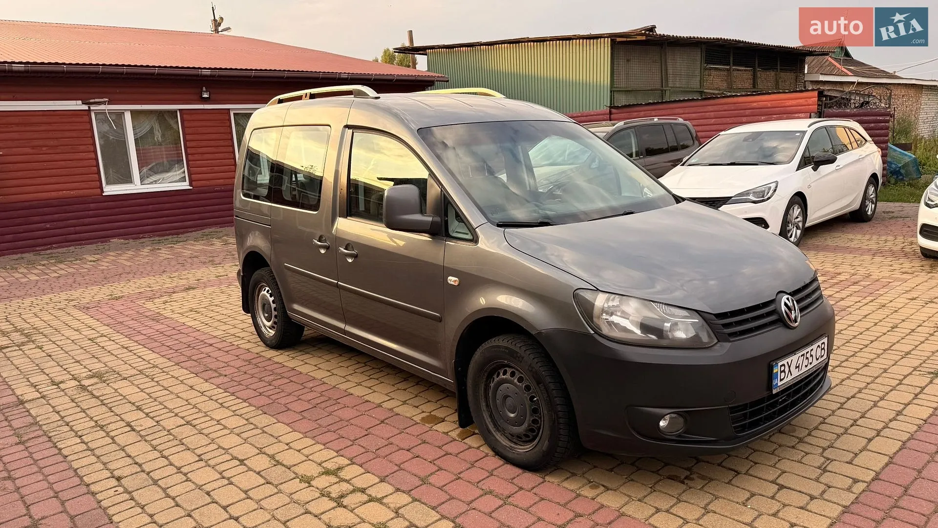Volkswagen Caddy, 2010