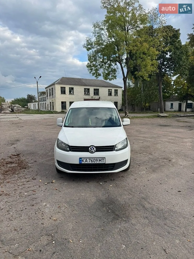 Volkswagen Caddy, 2011