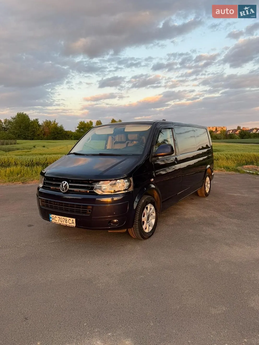 Volkswagen Caravelle, 2015