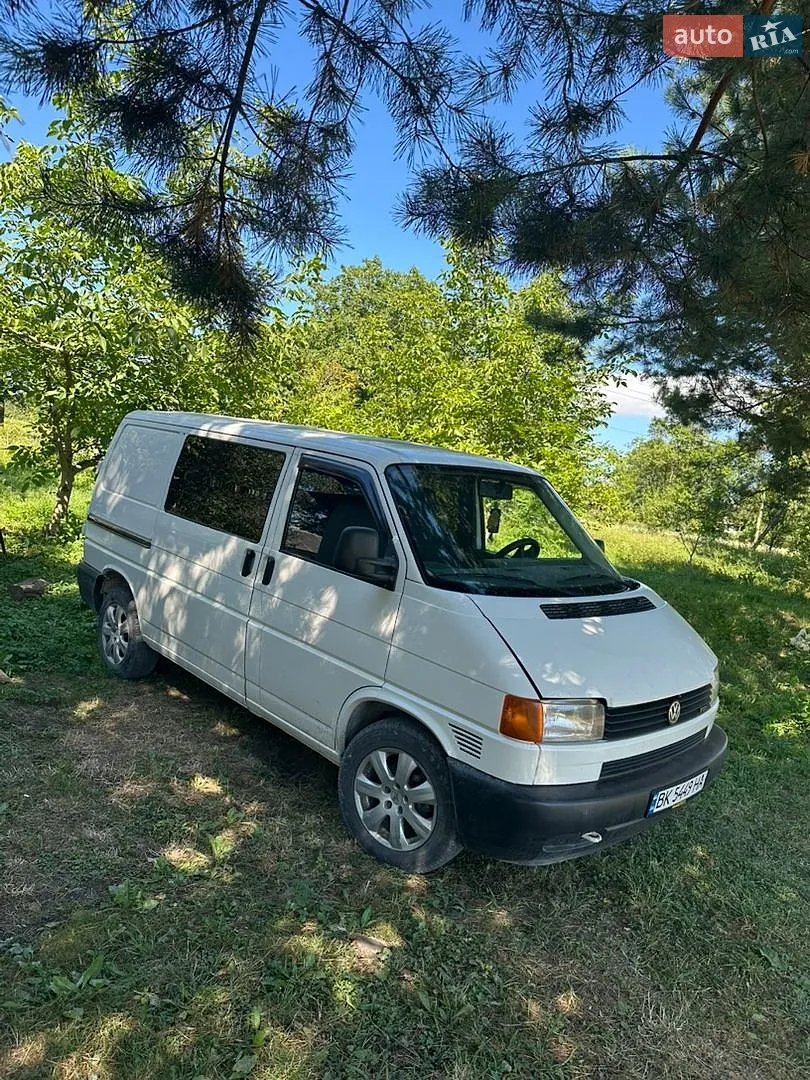 Volkswagen Caravelle, 2002