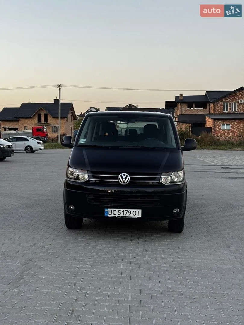 Volkswagen Caravelle, 2010