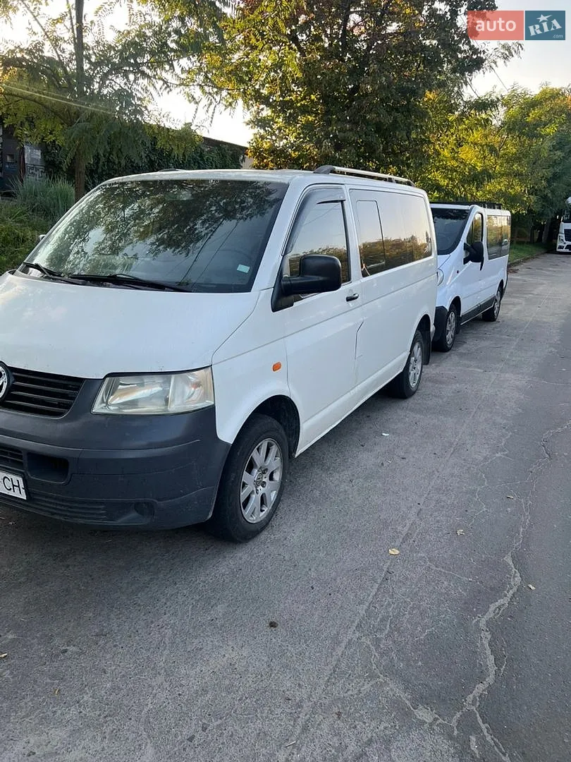 Volkswagen Caravelle, 2004