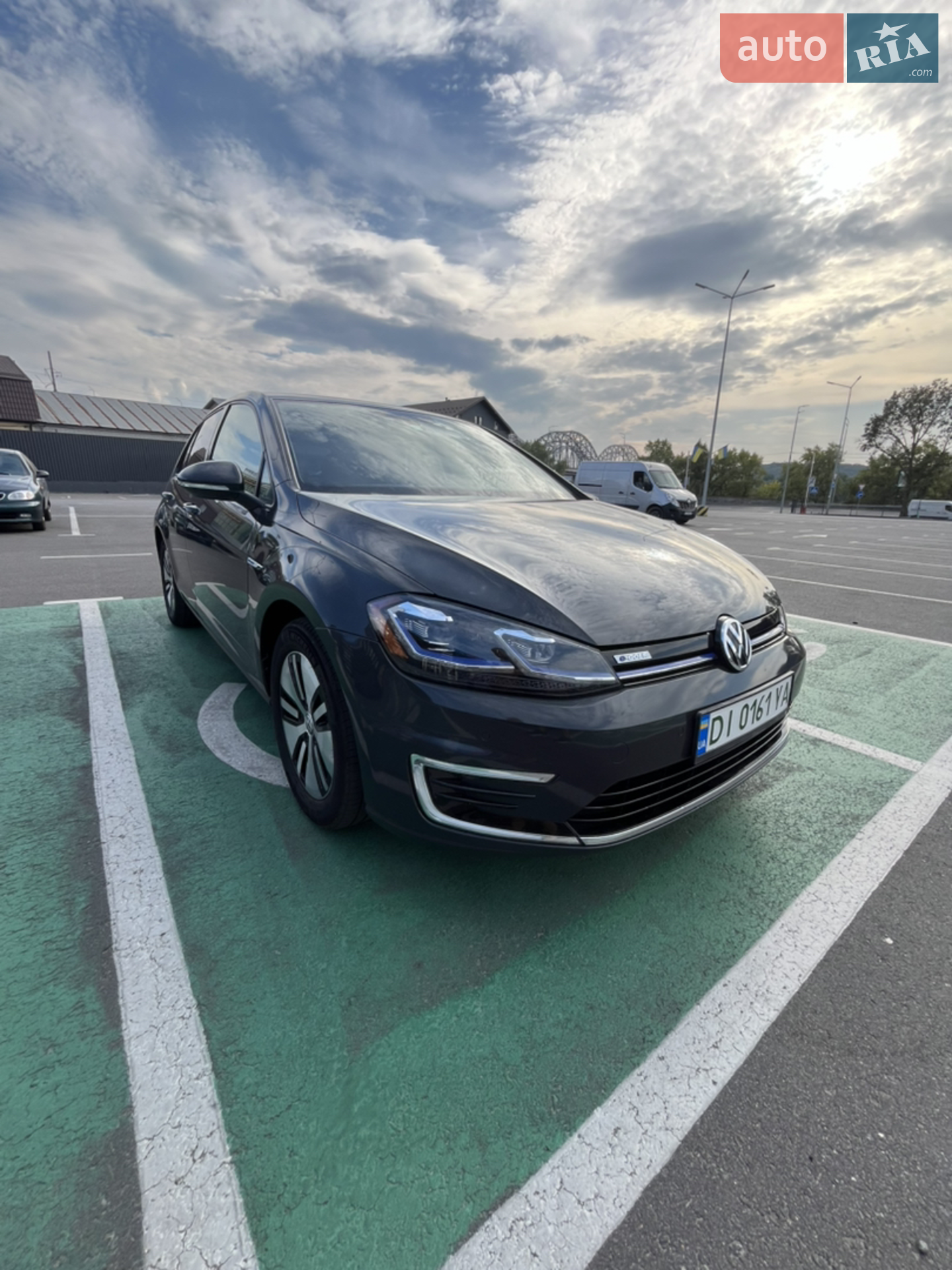 Volkswagen e-Golf, 2017