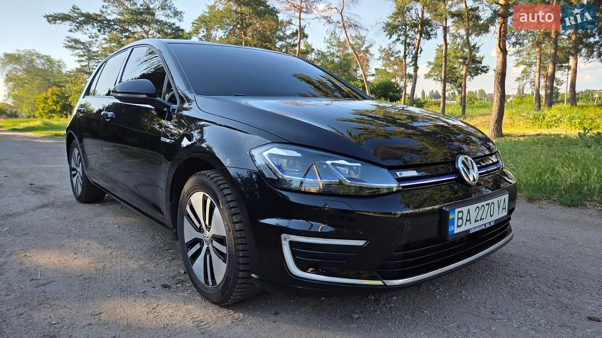 Volkswagen e-Golf, 2019