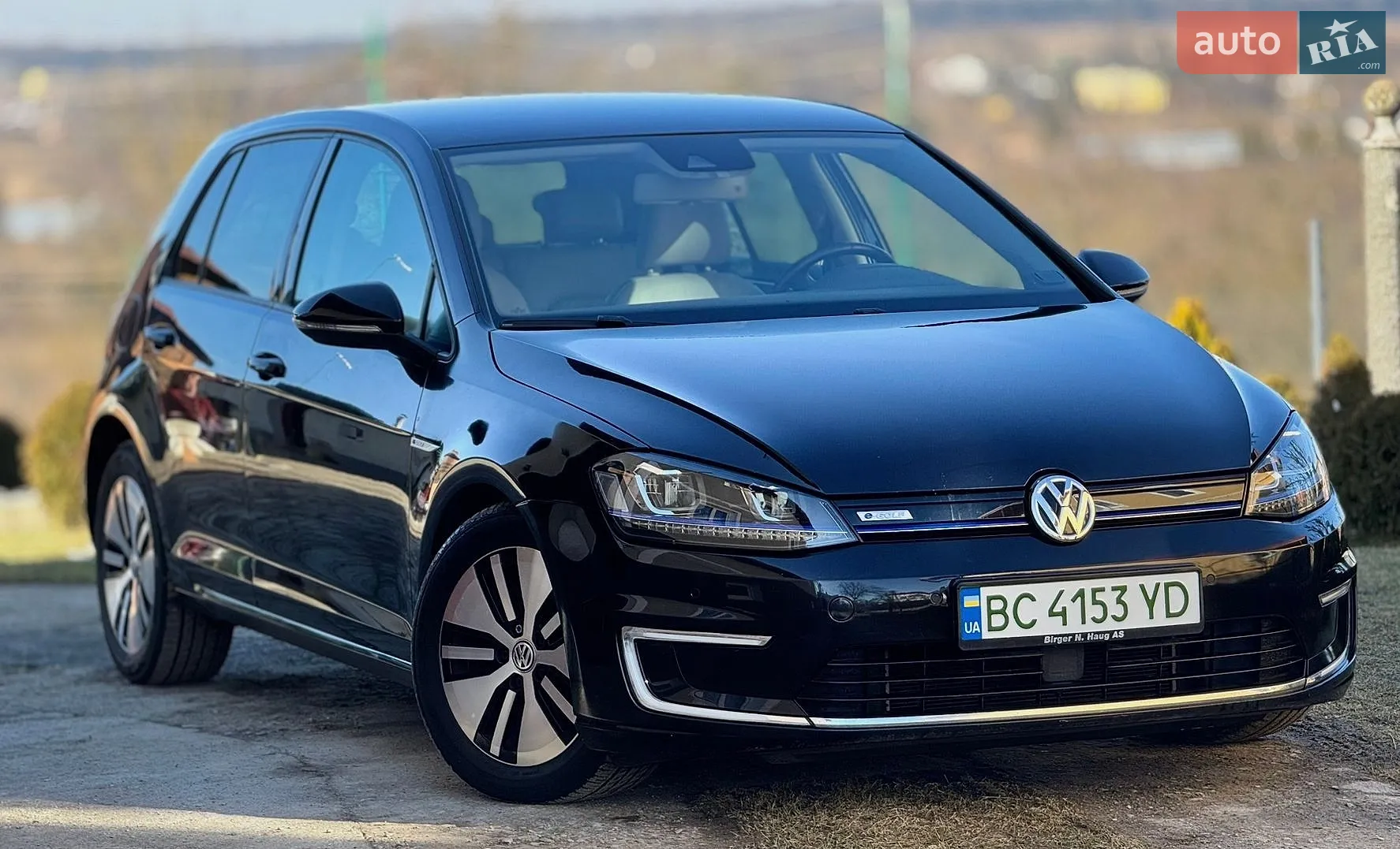 Volkswagen e-Golf, 2015
