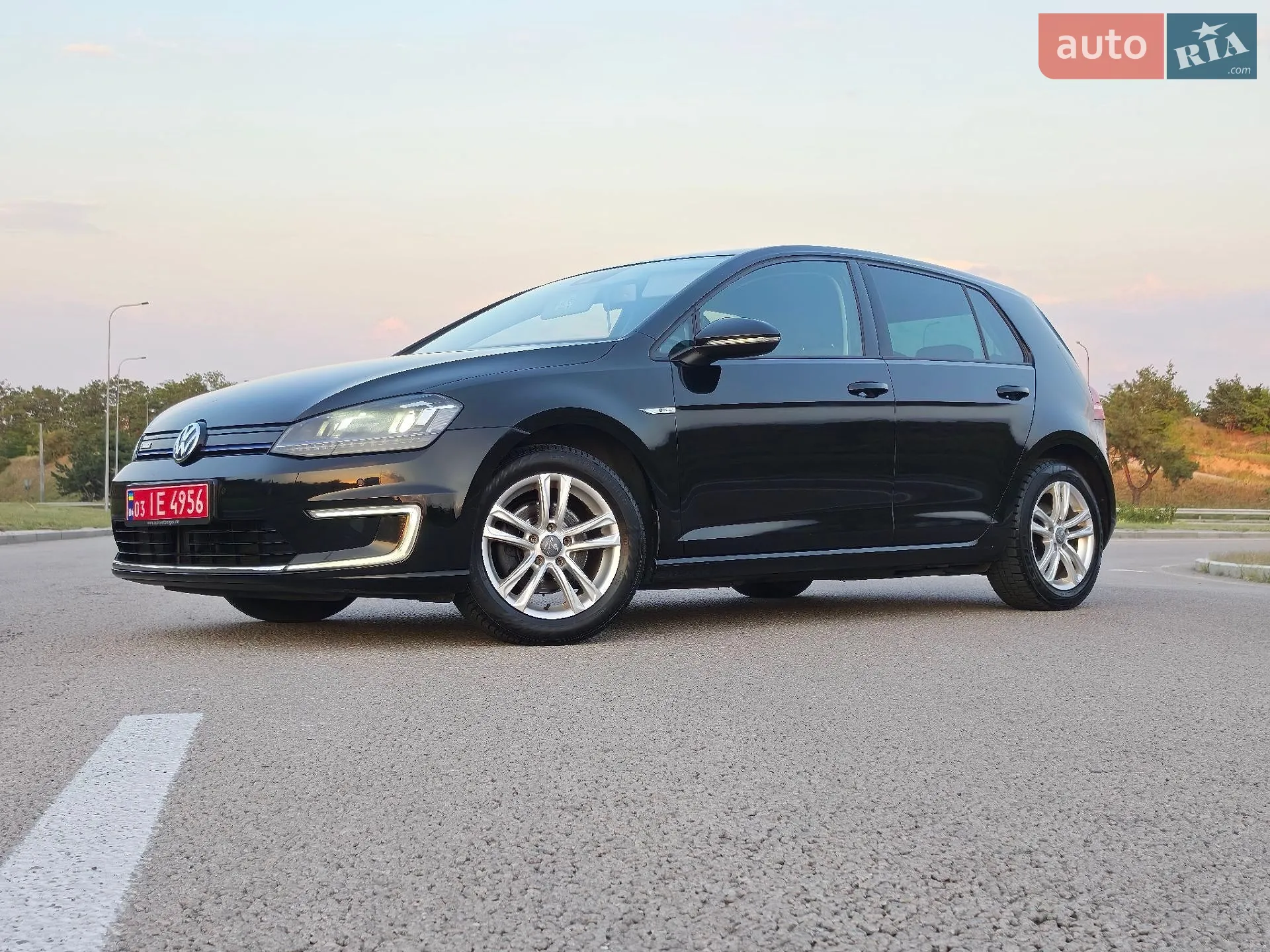 Volkswagen e-Golf, 2016