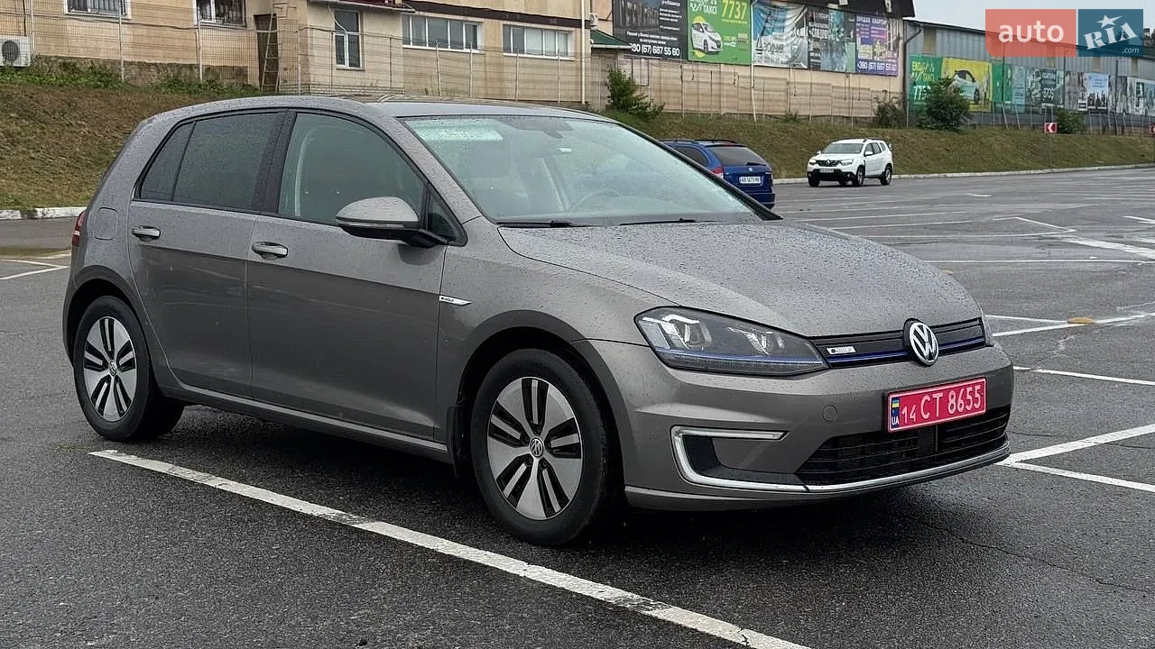 Volkswagen e-Golf, 2014