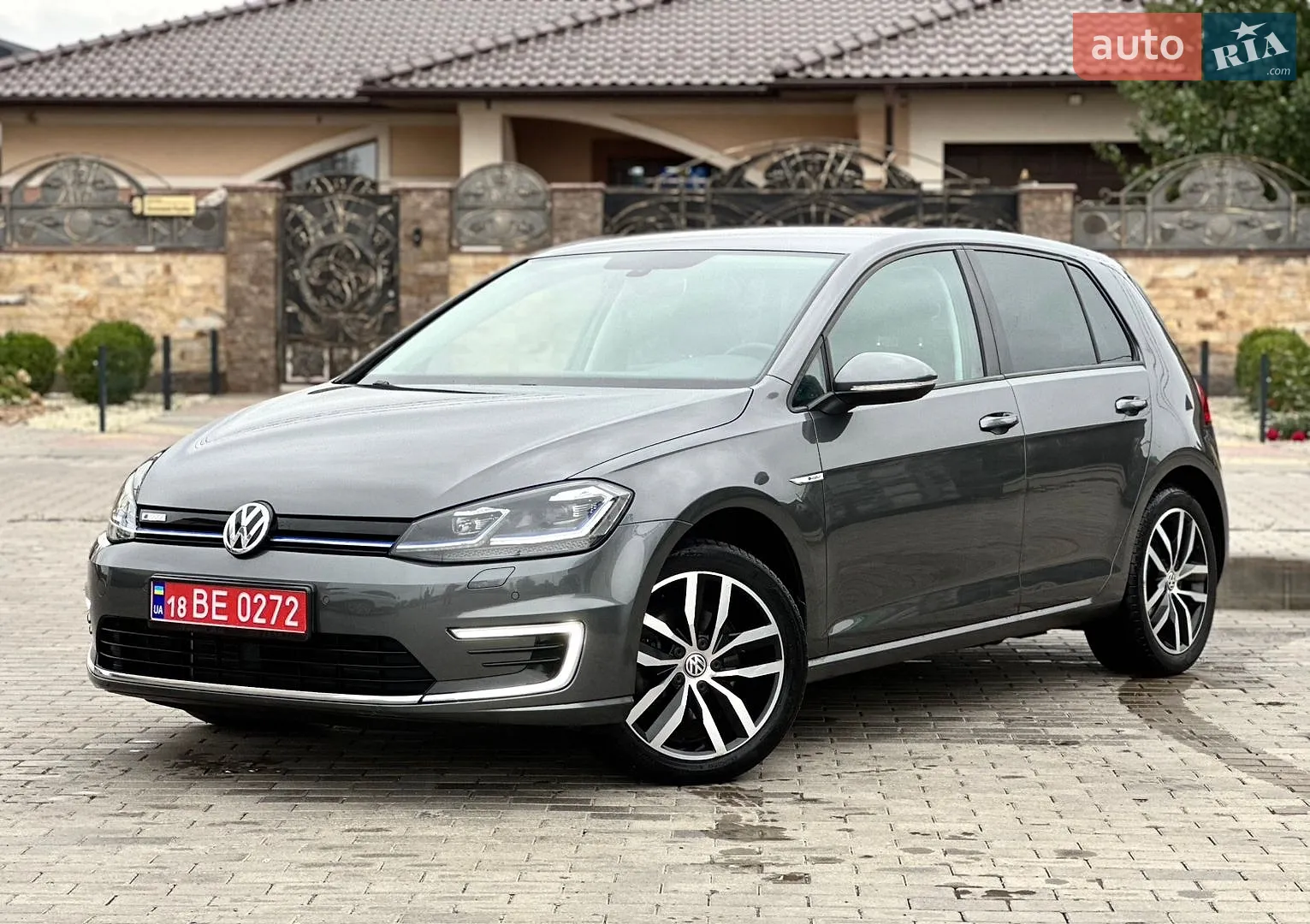 Volkswagen e-Golf, 2020