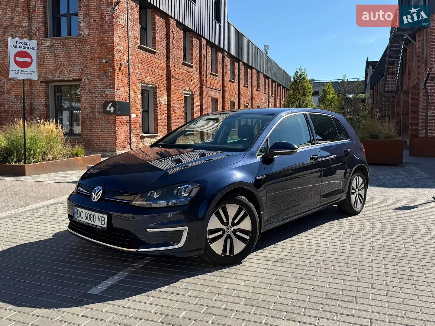 Volkswagen e-Golf, 2016