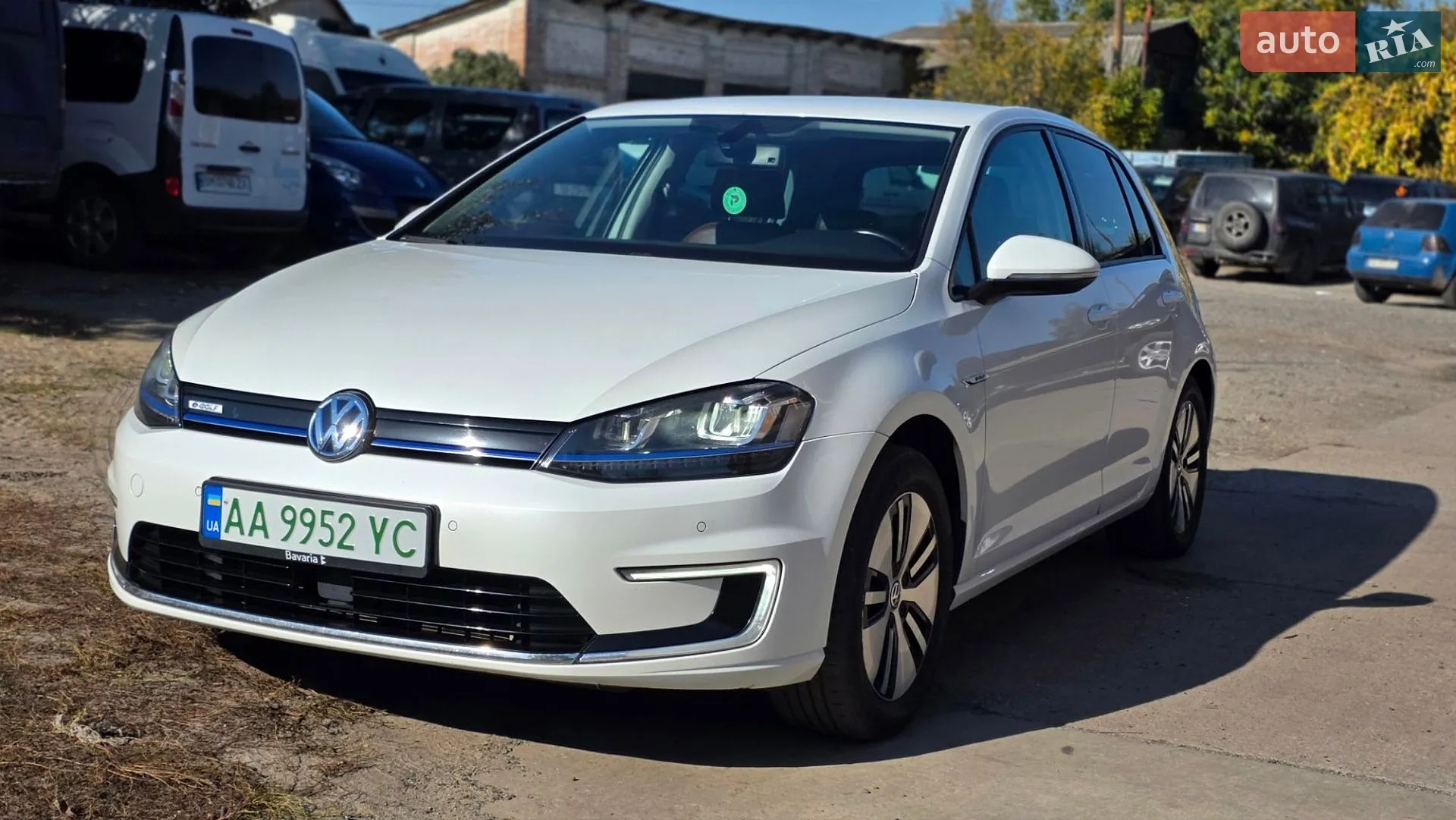 Volkswagen e-Golf, 2015