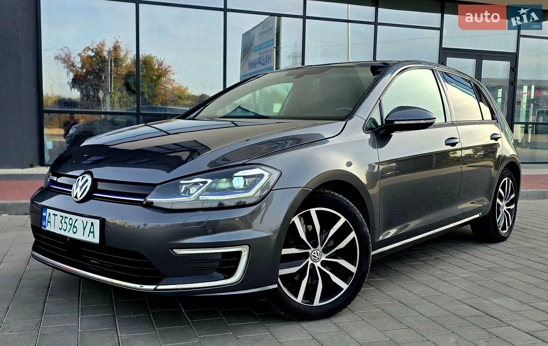Volkswagen e-Golf, 2019