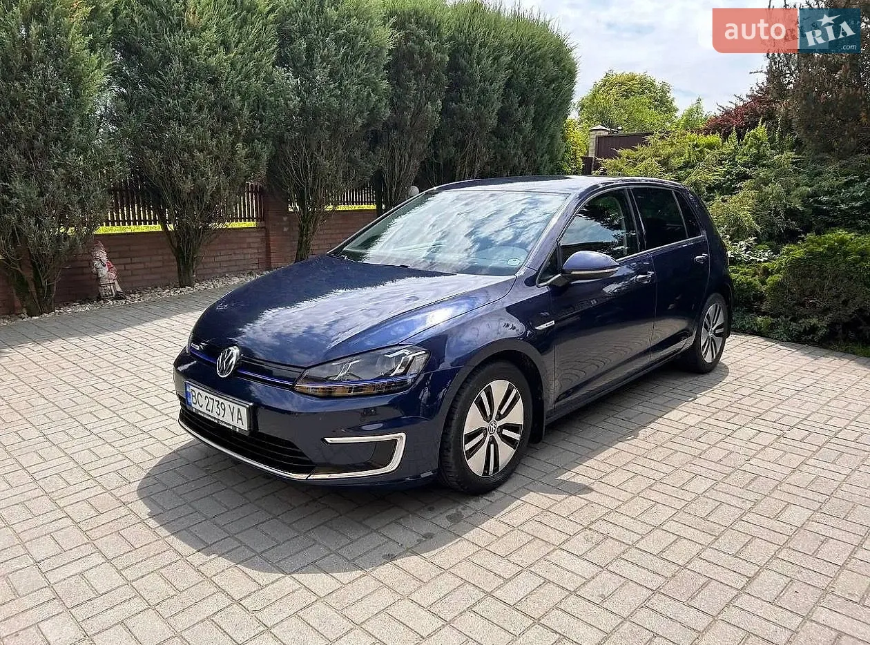 Volkswagen e-Golf, 2014