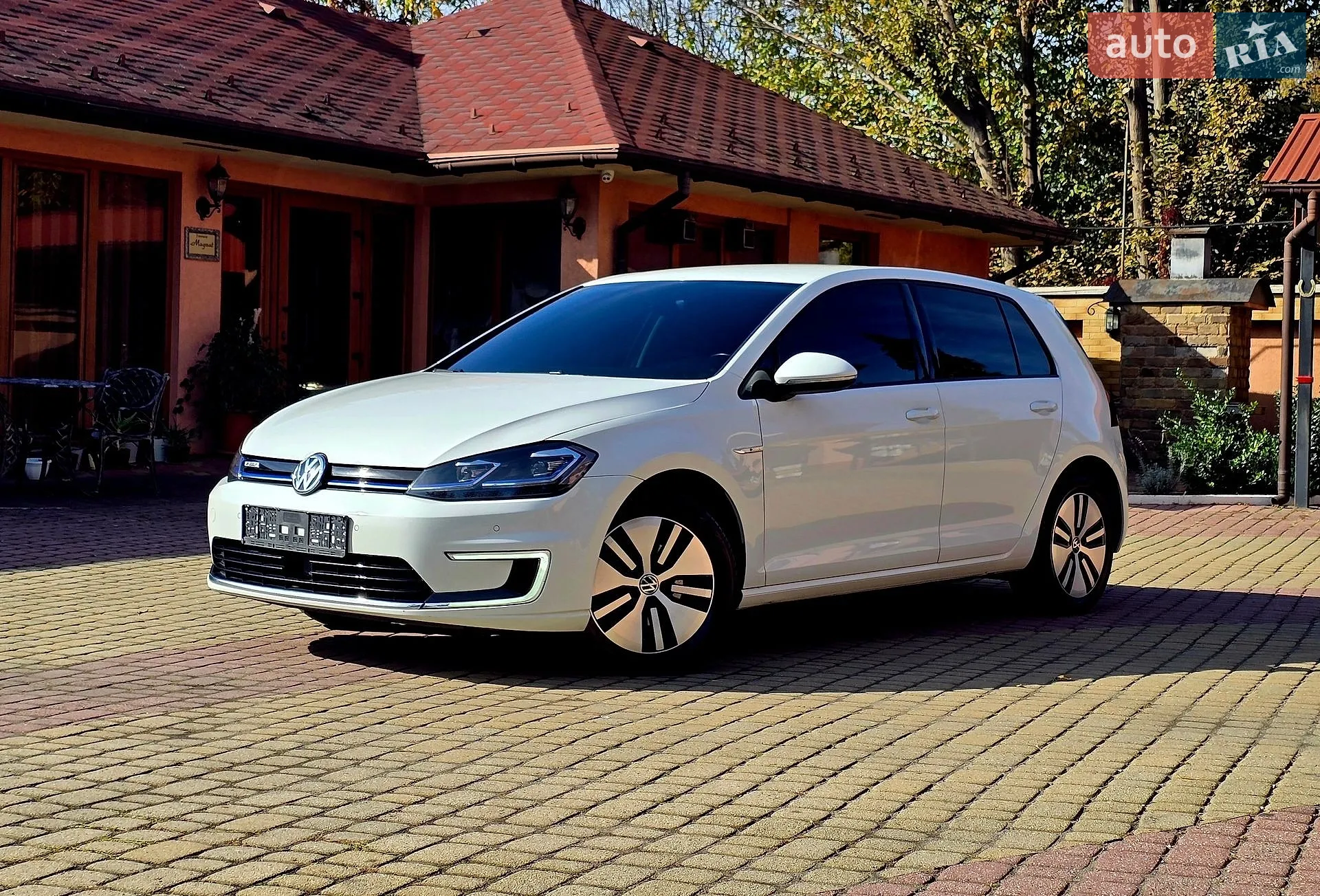 Volkswagen e-Golf, 2018