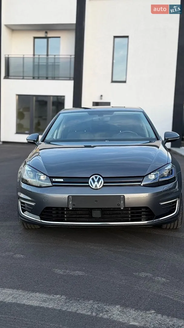 Volkswagen e-Golf, 2020
