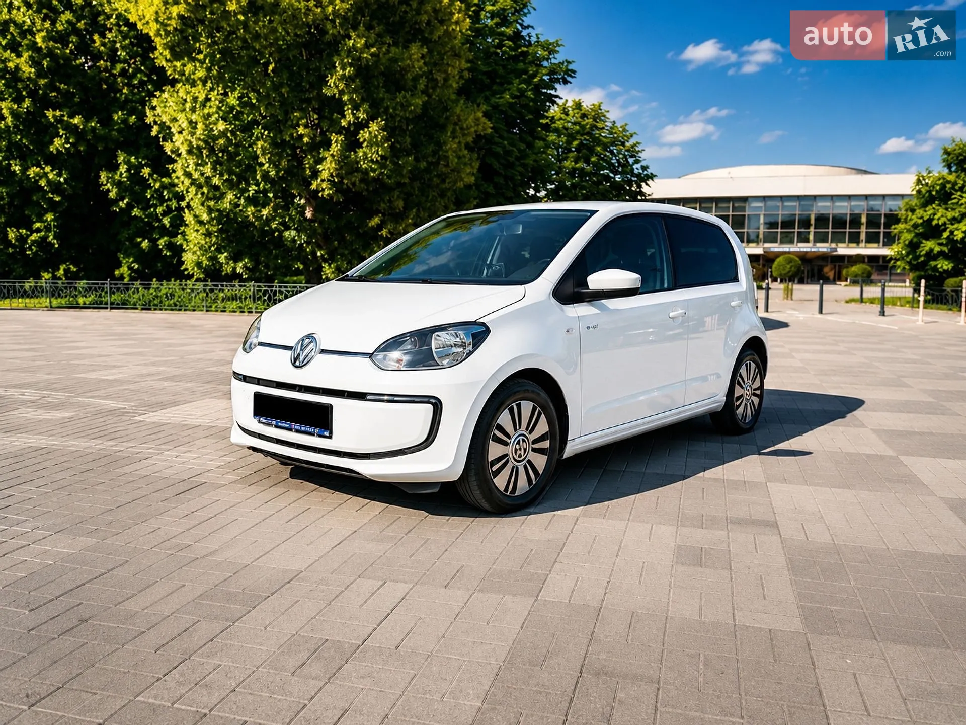 Volkswagen e-Up, 2014