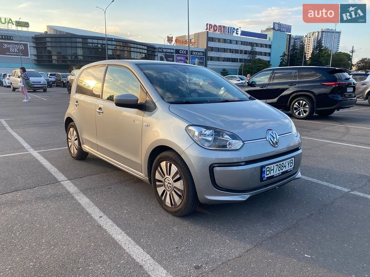 Volkswagen e-Up, 2014