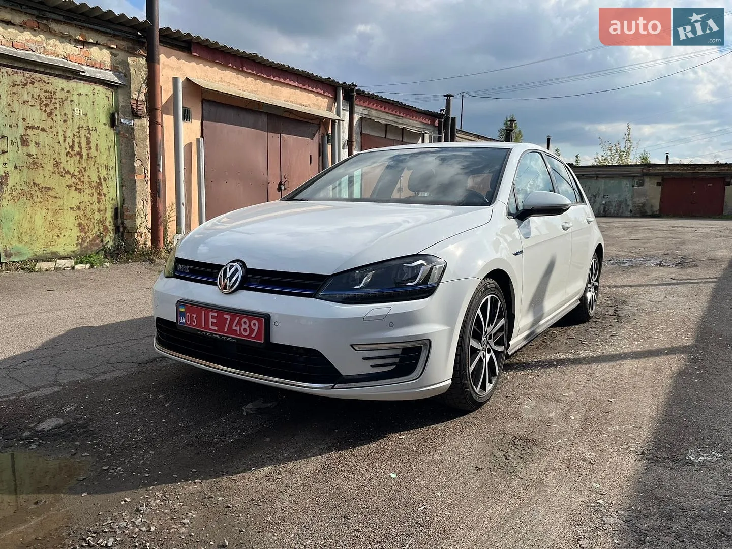 Volkswagen Golf GTE, 2015