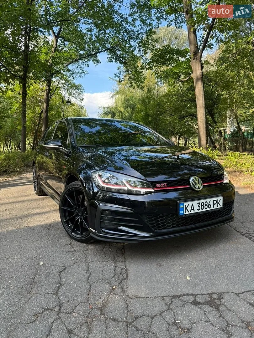 Volkswagen Golf GTI, 2020