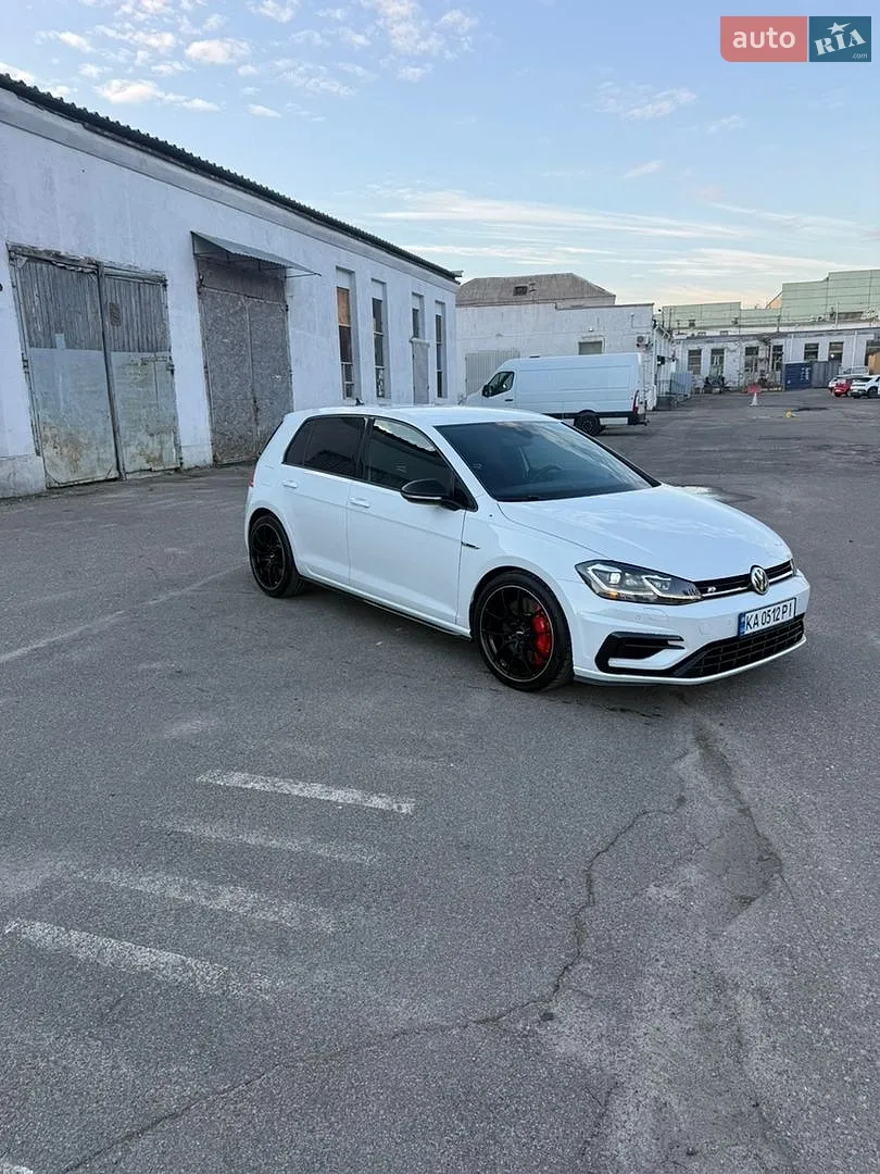 Volkswagen Golf R, 2018