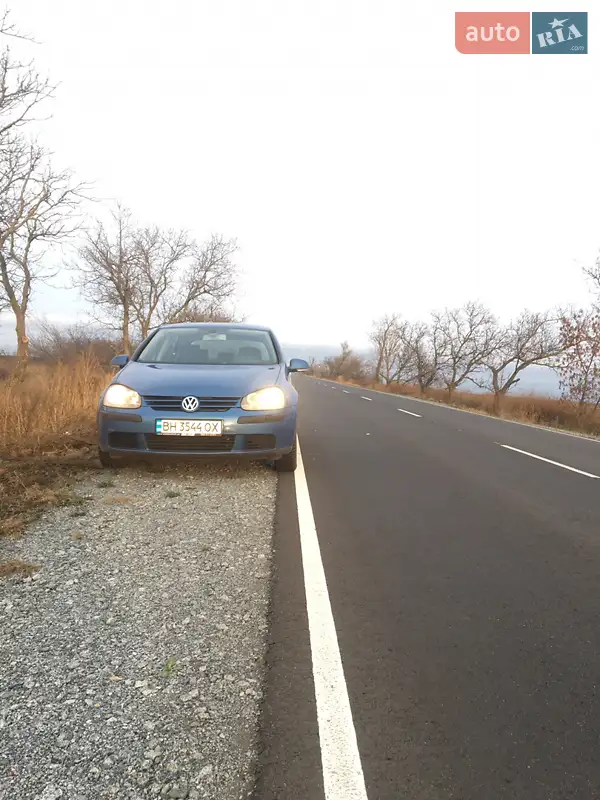 Volkswagen Golf, 2004