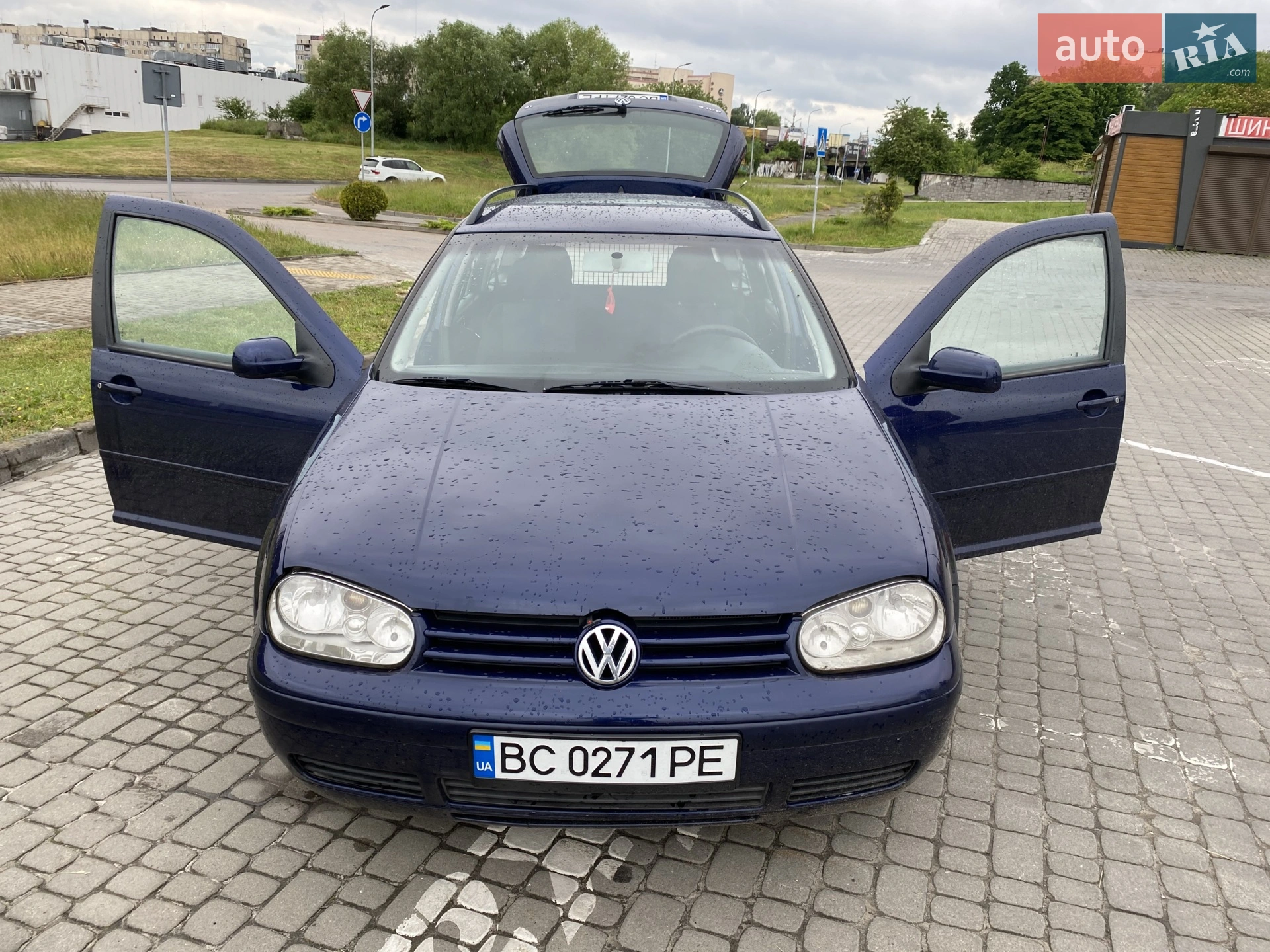Volkswagen Golf, 2000