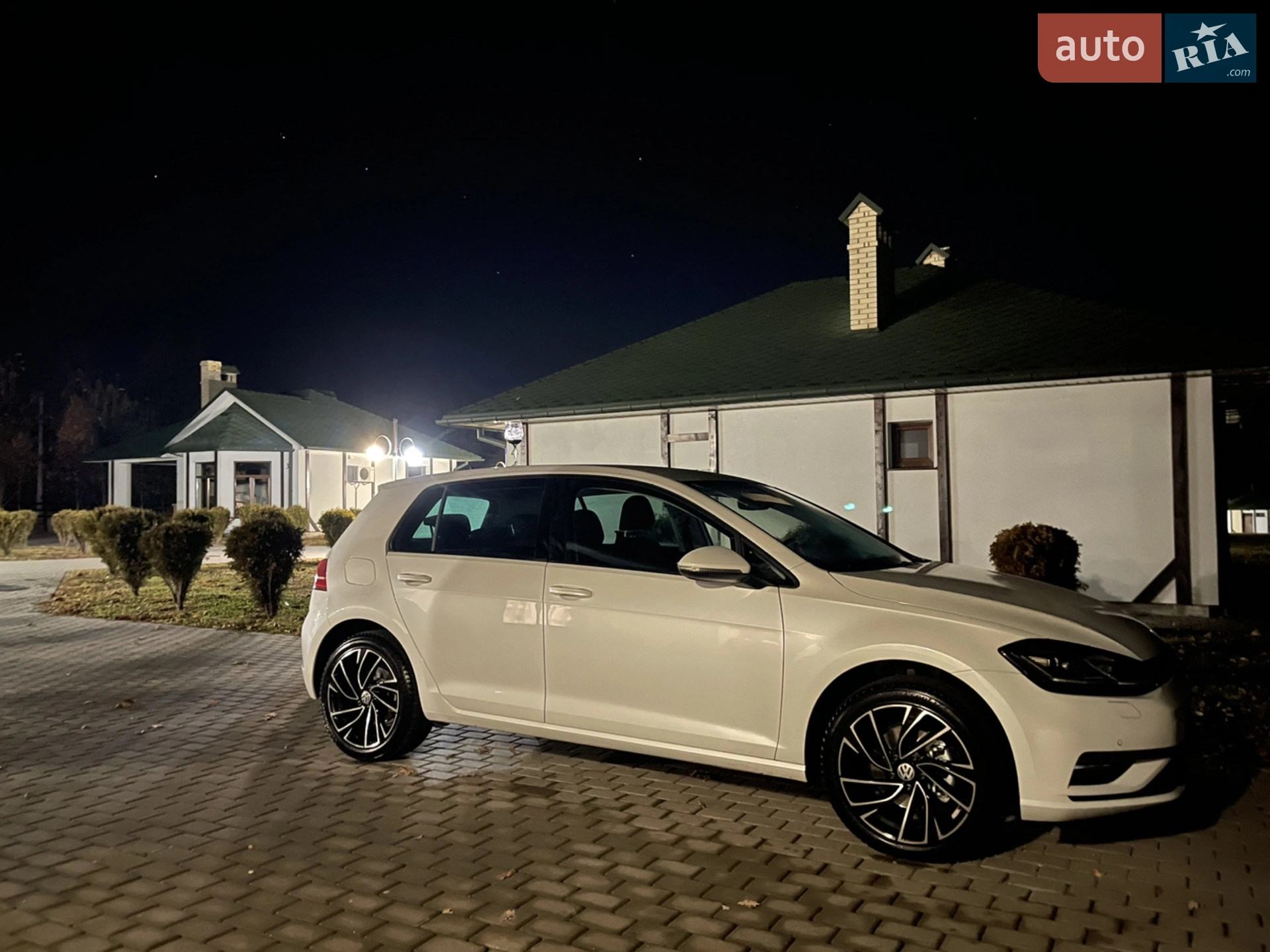 Volkswagen Golf, 2020