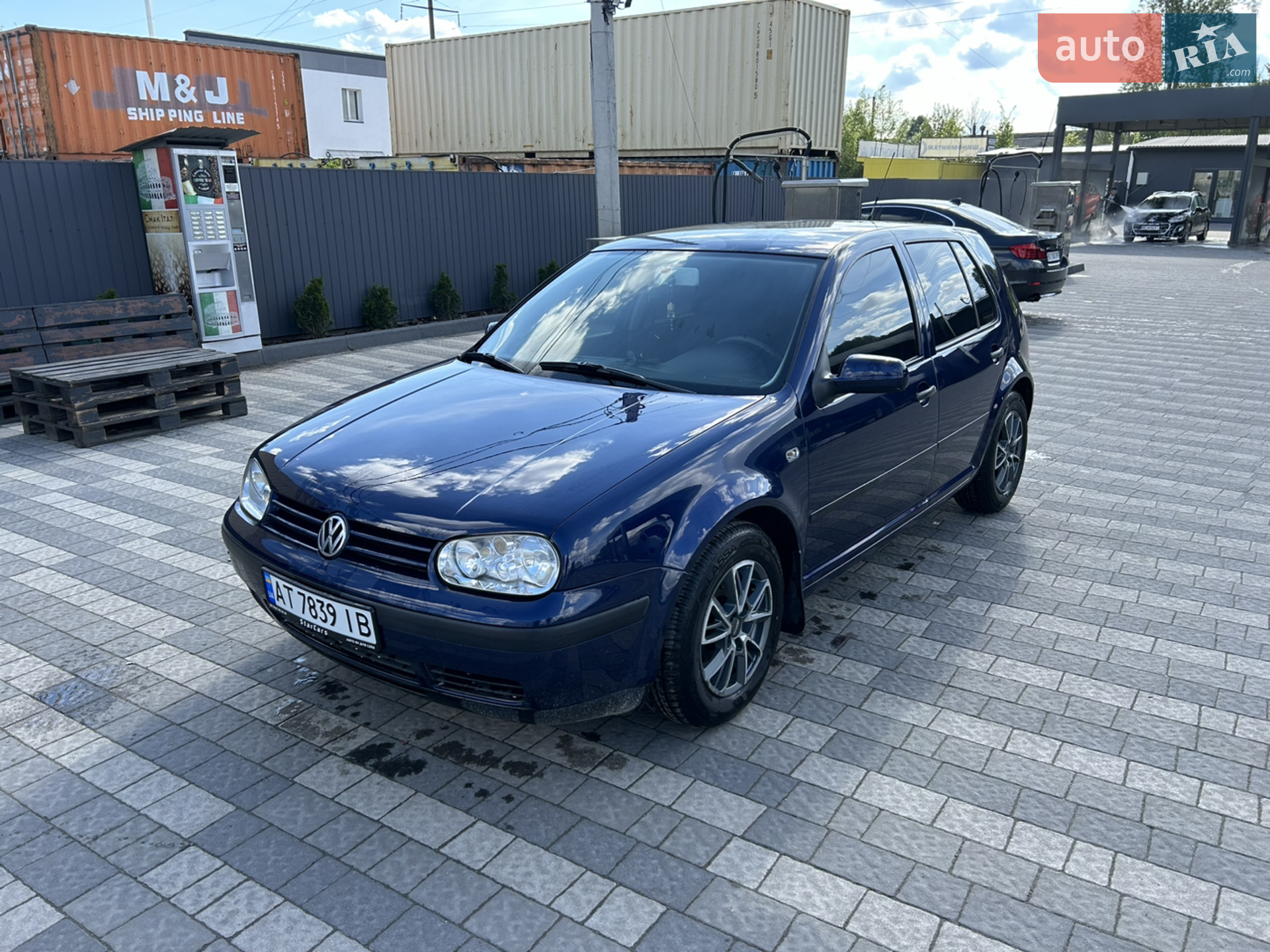 Volkswagen Golf, 2001