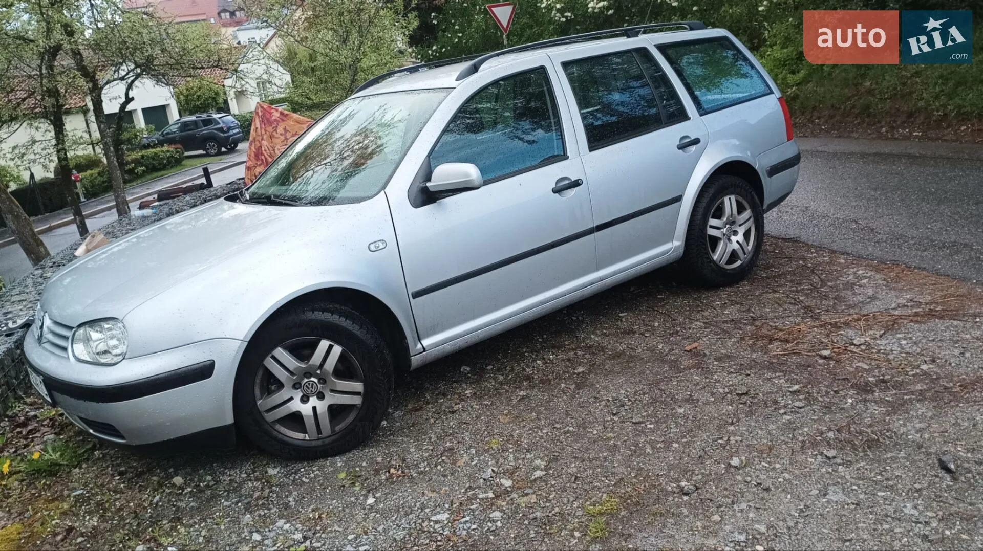 Volkswagen Golf, 2001
