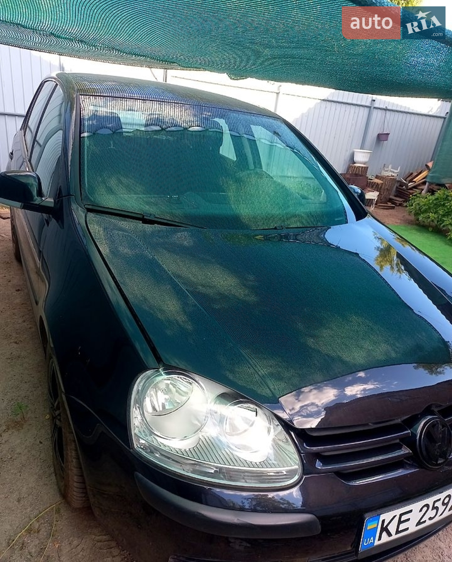 Volkswagen Golf, 2004