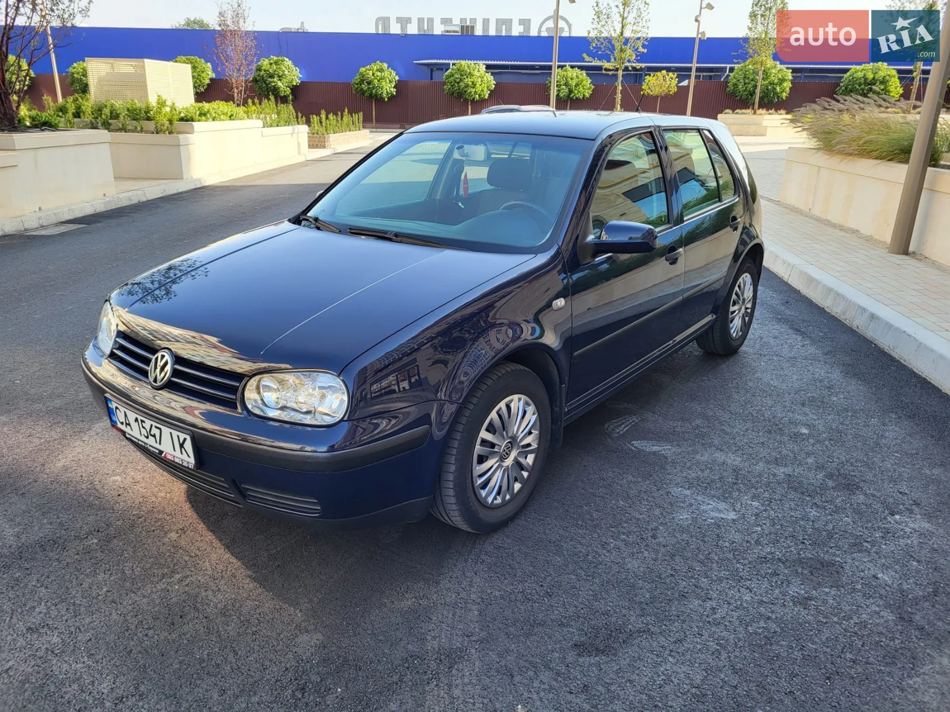 Volkswagen Golf, 2003